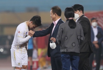 Bầu Hiển nhắn nhủ tâm tình tới Quang Hải trong ngày chia tay Hàng Đẫy