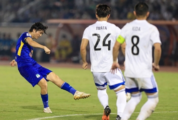 CĐV ĐNÁ dành tặng mưa lời khen cho HAGL sau trận thua 'ông lớn Nhật Bản'