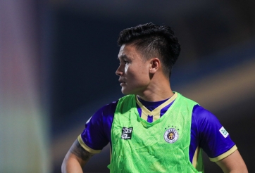 Thần đồng bóng đá Pháp gia nhập Pau FC, cạnh tranh vị trí với Quang Hải