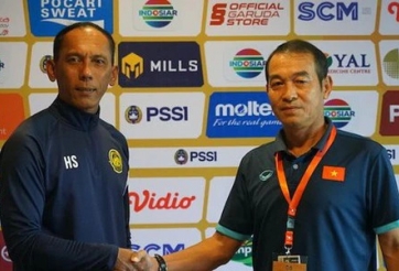 HLV Malaysia có hành động 'cay cú' khi thua U19 Việt Nam tại chung kết