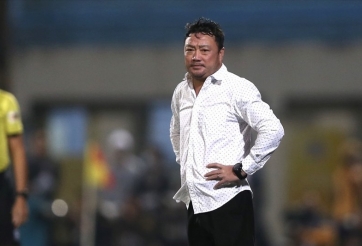 Thua trên sân nhà, HLV TP. HCM chia sẻ thật lòng về Lee Nguyễn