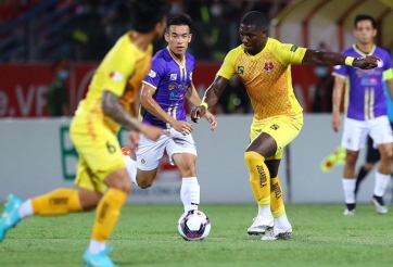 Hủy diệt đại kình địch Hà Nội, Hải Phòng bám sát ngôi đầu V-League