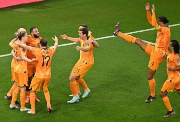 Video bàn thắng Hà Lan 2-0 Qatar: Tiễn chủ nhà rời World Cup 2022