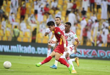 Tiến Linh bất ngờ dính chấn thương, thầy Park 'đứng ngồi không yên'