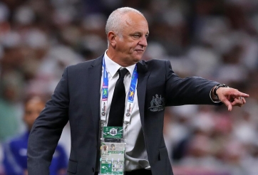 HLV Úc bất ngờ đề cập 'chuyện buồn nhất' trước ngày đấu ĐT Việt Nam