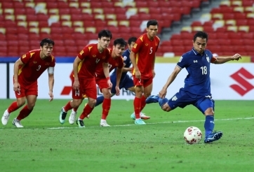 Không đá VLWC, ĐT Thái Lan gây bất ngờ khi 'gạch tên' siêu sao Chanathip