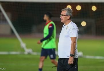 Quyết thử nghiệm đội hình, HLV Oman vẫn đặt mục tiêu cao trước ĐT Việt Nam