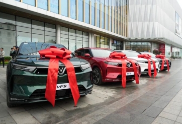 VinFast ra chính sách mới: Cam kết mua lại ô tô điện trong 5 năm sử dụng