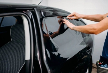 Top phim cách nhiệt ô tô tốt nhất 2023: Bảng giá và kinh nghiệm dán