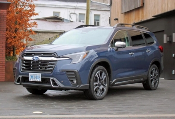 Đối thủ của Ford Explorer sắp về Việt Nam: Kích cỡ “khủng long”, giá khó dưới 2 tỷ đồng