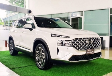 Hyundai Santa Fe dọn kho xả hàng tồn, giảm giá cao nhất từ trước tới nay
