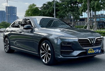 Ngỡ ngàng mức giá chào bán của VinFast Lux A2.0 sau 4 năm lăn bánh