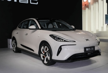 SUV điện sạc 5 phút đi 200 km gây sốt với lượng đơn hàng khó tin chỉ sau 8 tiếng mở bán