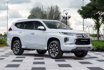 Đối thủ của Hyundai SantaFe ưu đãi khó tin, giảm cao nhất hơn 200 triệu đồng