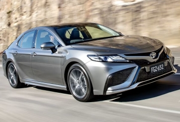 Toyota dừng nhận đơn cho Camry Hybrid vì ‘cháy hàng’, thời gian chờ giao xe tăng cao khó tin