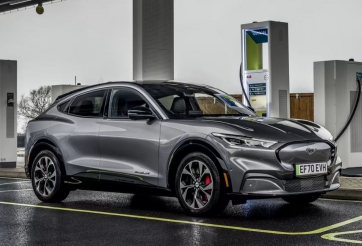 Thua lỗ kỷ lục vì xe điện, Ford có động thái mới gây bất ngờ