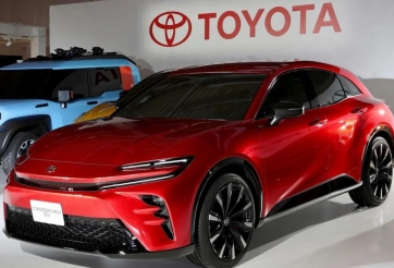 Sếp Tesla: Toyota đang kìm hãm quá trình ‘phủ sóng’ xe điện