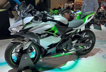 Mục sở thị thiết kế của Kawasaki Ninja e-1 và Z e-1, bộ đôi mô tô thuần điện đến từ Nhật Bản