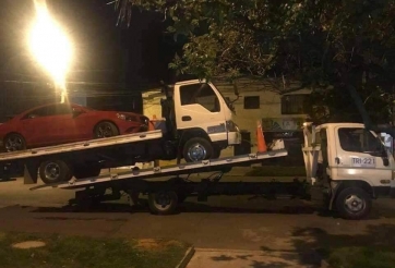 Hi hữu: Dở khóc dở cười khi xe cứu hộ lại chính là phương tiện cần được ‘cứu’