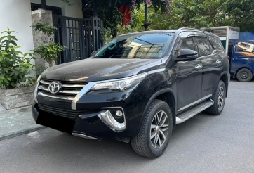 Toyota Fortuner lăn bánh 4 vạn km rao bán ‘lỗ’ hơn nửa tỷ đồng