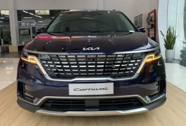 Kia Carnival giảm giá bán khởi điểm, tăng sức đấu ‘tân binh’ Volkswagen Viloran