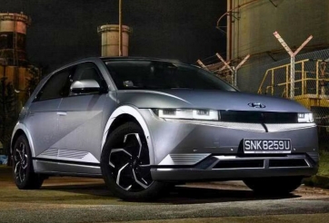 SUV điện Hyundai IONIQ 5 ‘càn quét’ giải thưởng Xe của năm 2023 tại Singapore
