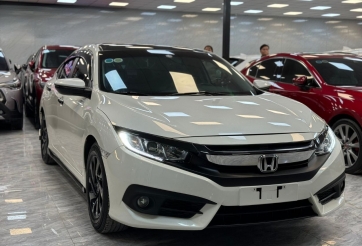 Honda Civic lăn bánh 5 năm được chào bán với giá rẻ hơn xe hạng B