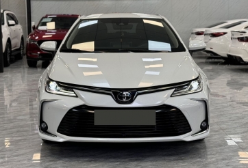 Sau 9.000 km sử dụng, chủ xe Toyota Corolla Altis rao bán phương tiện với giá khó tin