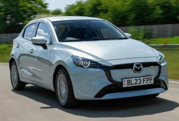 Kinh dị với giá quy đổi gần 4 tỷ đồng của Mazda 2 tại thị trường 'sát vách' Việt Nam