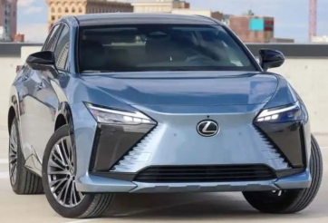 Trải nghiệm Genesis GV70 Electrified và Lexus RZ450e: Vì sao xe điện Hyundai tốt hơn Toyota?