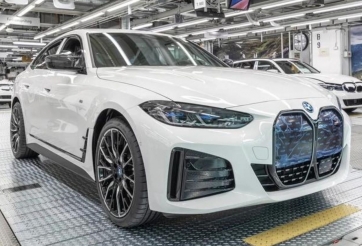 Đánh bại Mercedes-Benz, BMW vững ngôi ‘vua doanh số’ phân khúc xe sang năm 2023