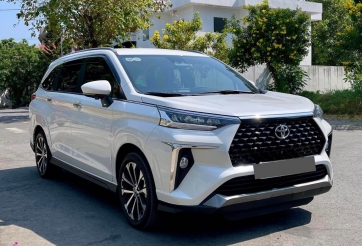 Toyota Veloz Cross mới lăn bánh 500 km đã xuống giá ngỡ ngàng trên sàn xe cũ