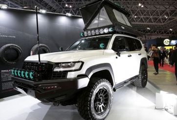 Cận cảnh những phiên bản cực ‘độc’ của Toyota Land Cruiser tại triển lãm xe độ lớn nhất Nhật Bản