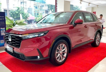 Honda giảm giá City, CR-V lên tới gần trăm triệu, ‘mừng tuổi’ khách hàng đầu xuân 2024