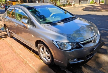 Honda Civic rao bán với giá chỉ hơn 200 triệu đồng sau 15 năm lăn bánh