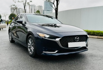 Lăn bánh 2 năm, Mazda3 chạy lướt mất giá gần 300 triệu đồng trên sàn xe cũ