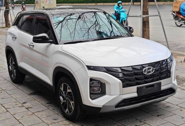 Hyundai Creta ‘full option’ lăn bánh 1 năm được chào bán với giá ngỡ ngàng