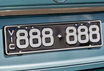 Biển số lục quý 8 ‘hàng độc’ chốt giá quy đổi gần 7 tỷ đồng tại Úc