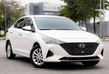 Hyundai Accent lăn bánh 1 năm rao bán giá bao nhiêu trên sàn xe cũ?