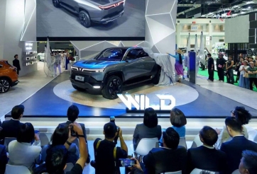 Sếp VinFast hé lộ mục tiêu bán 2 vạn xe điện tại Thái Lan trong năm 2024