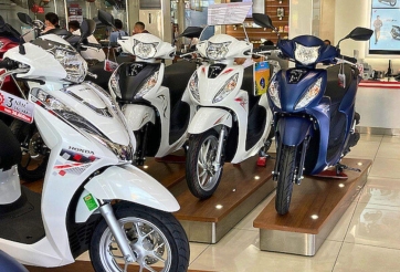 Thị trường xe máy Việt Nam lao dốc, doanh số xuống thấp kỷ lục