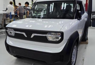 VinFast VF 3 bản sản xuất lần đầu lộ diện ‘không che’ tại Việt Nam?