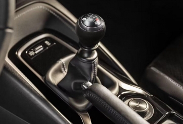 Pha chuyển số tai hại của chủ xe Toyota GR Corolla, tiền sửa chữa đắt ngang mua mới