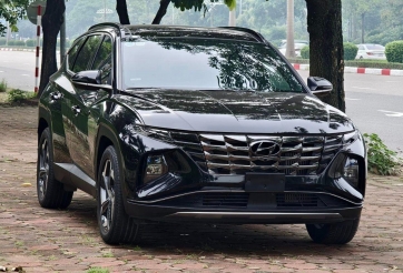 Hyundai Tucson 2023 chạy lướt 1 năm lên sàn xe cũ với giá khó tin