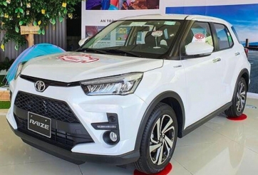 Toyota Raize bứt phá, soán ngôi vương doanh số của Kia Sonet