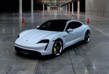 Xe điện Porsche Taycan ‘lĩnh án’ triệu hồi vì lỗi phanh