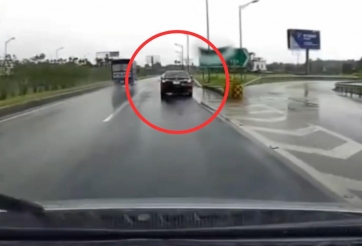 Bức xúc với hành vi điều khiển ô tô đi lùi trên cao tốc Hà Nội - Thái Nguyên