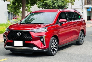 Toyota Veloz Cross 2022 rao bán giá khó tin sau hơn 2 vạn km lăn bánh tại Việt Nam