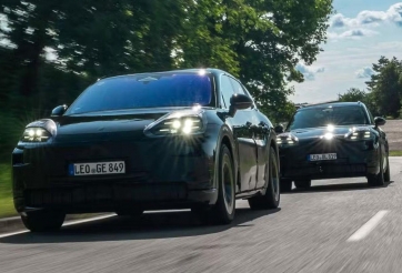 Porsche hé lộ Cayenne thuần điện, khẳng định vẫn giữ lại bản máy xăng