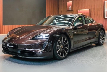 Porsche triệu hồi xe điện Taycan tại Việt Nam vì lỗi phanh